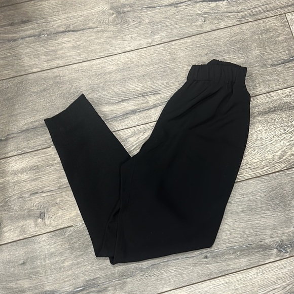 • EVERLANE • Women's Black Japanese GoWeave Jogger Pants Zip Gold Zipper Size 0 - Picture 3 of 5